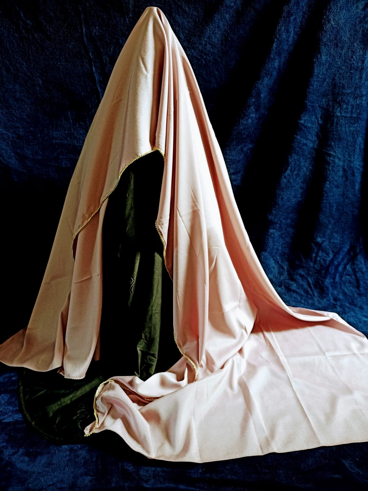 Thick silk diamond hijab