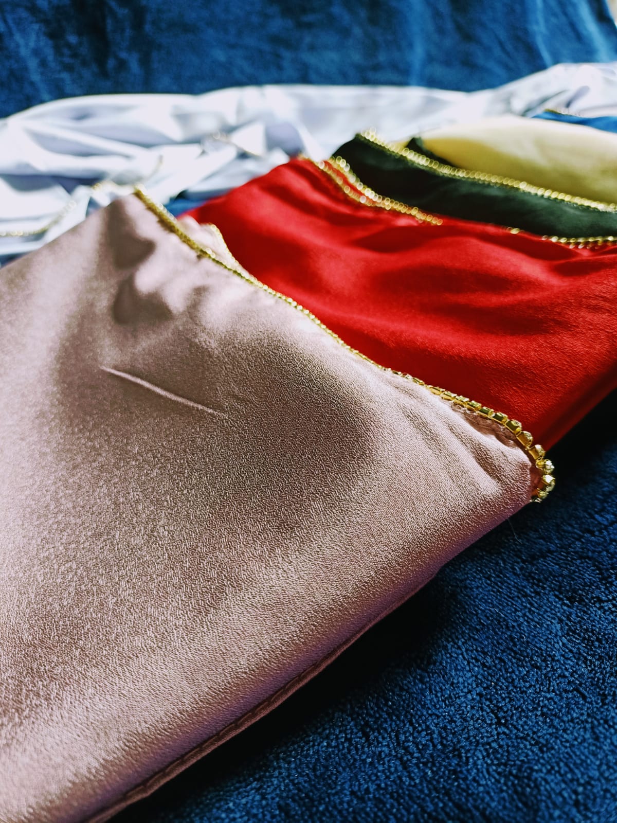 Thick silk diamond hijab