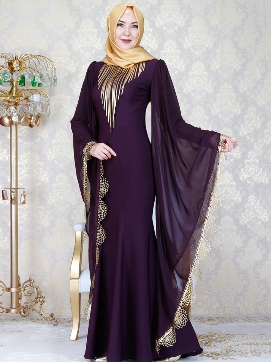 Preorder Gown 14